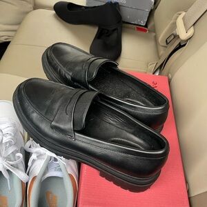 QUINCE LEATHER LOAFERS – BLACK – SIZE 9  worn twice